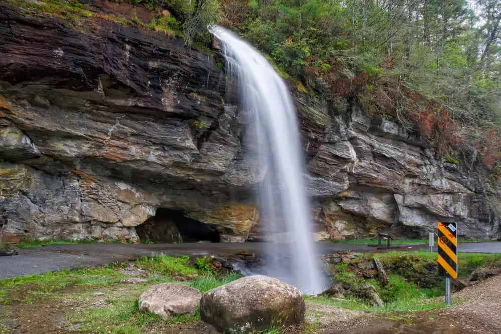 bridal veil falls is one of the top North Carolina waterfalls