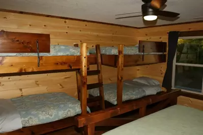 The Millhouse Lodge @ McGuires 6 Bed 13