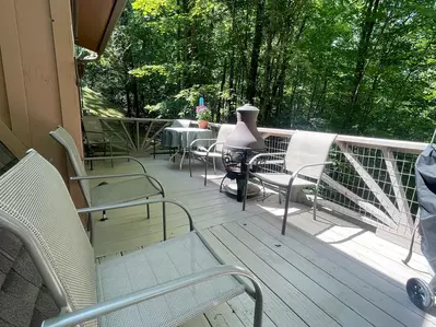 Granny Squirrel Getaway 32
