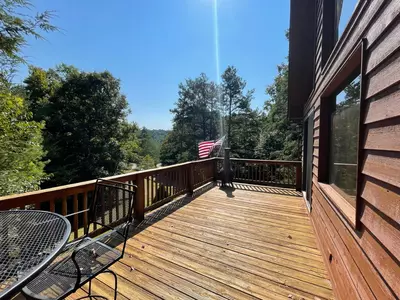 Jolly Rancher Cabin 22