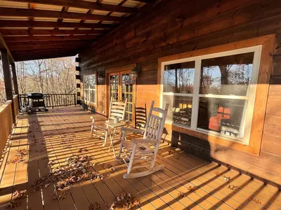 Hillside Hideaway 18