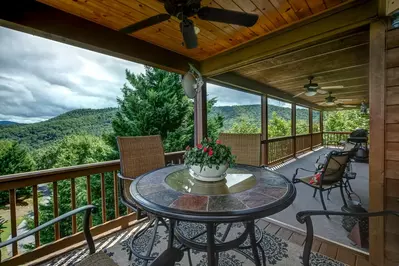 Longview 32