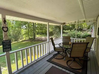 Moss Hollow Cottage 15