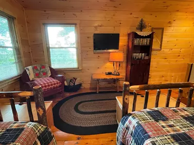 Red Door Cabin 14