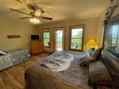 Smokey Mountain Dreaming 7