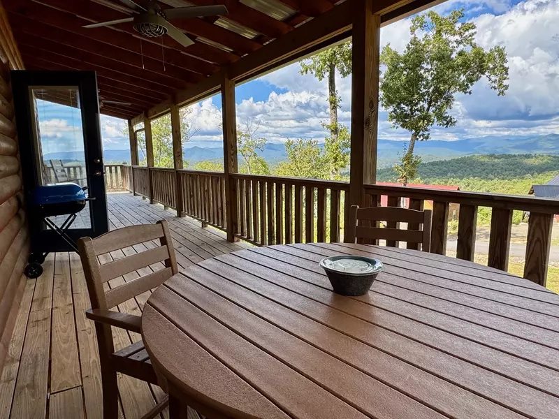 Paw Paw Retreat