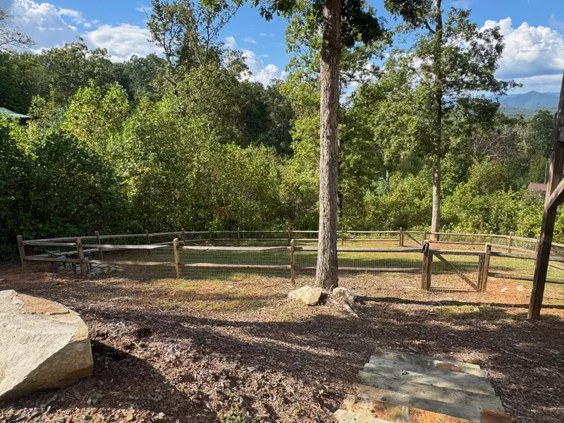 Paw Paw Retreat