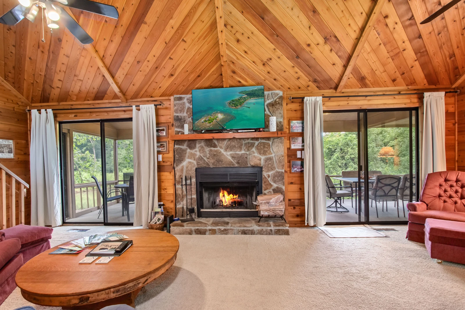 Almost Heaven-Riverfront Getaway