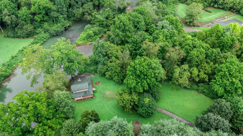 Almost Heaven-Riverfront Getaway