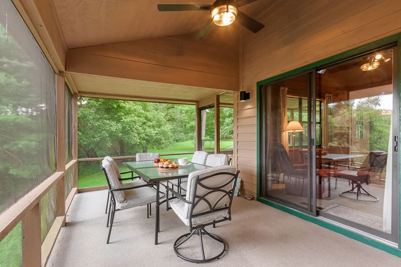 Almost Heaven-Riverfront Getaway