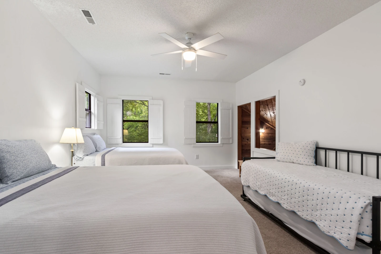 Almost Heaven-Riverfront Getaway