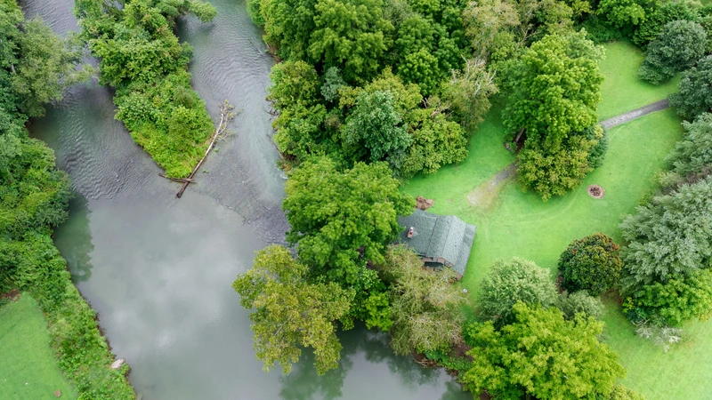 Almost Heaven-Riverfront Getaway