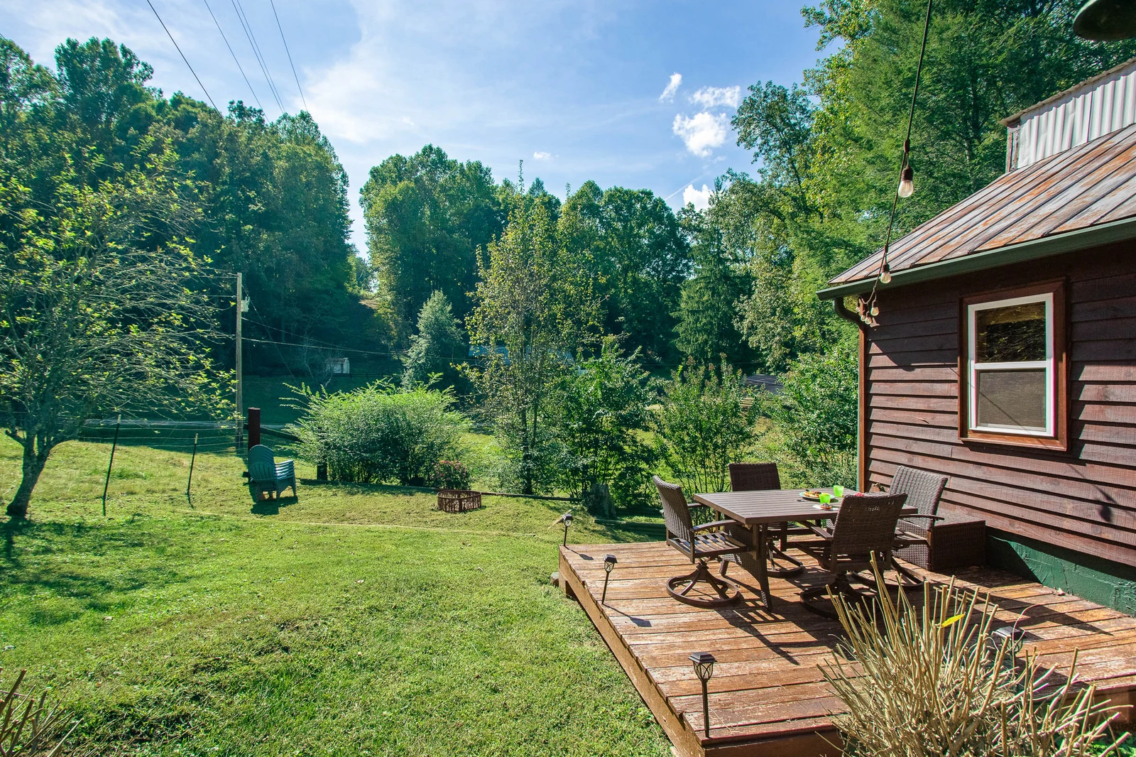 The Cozy Cabin