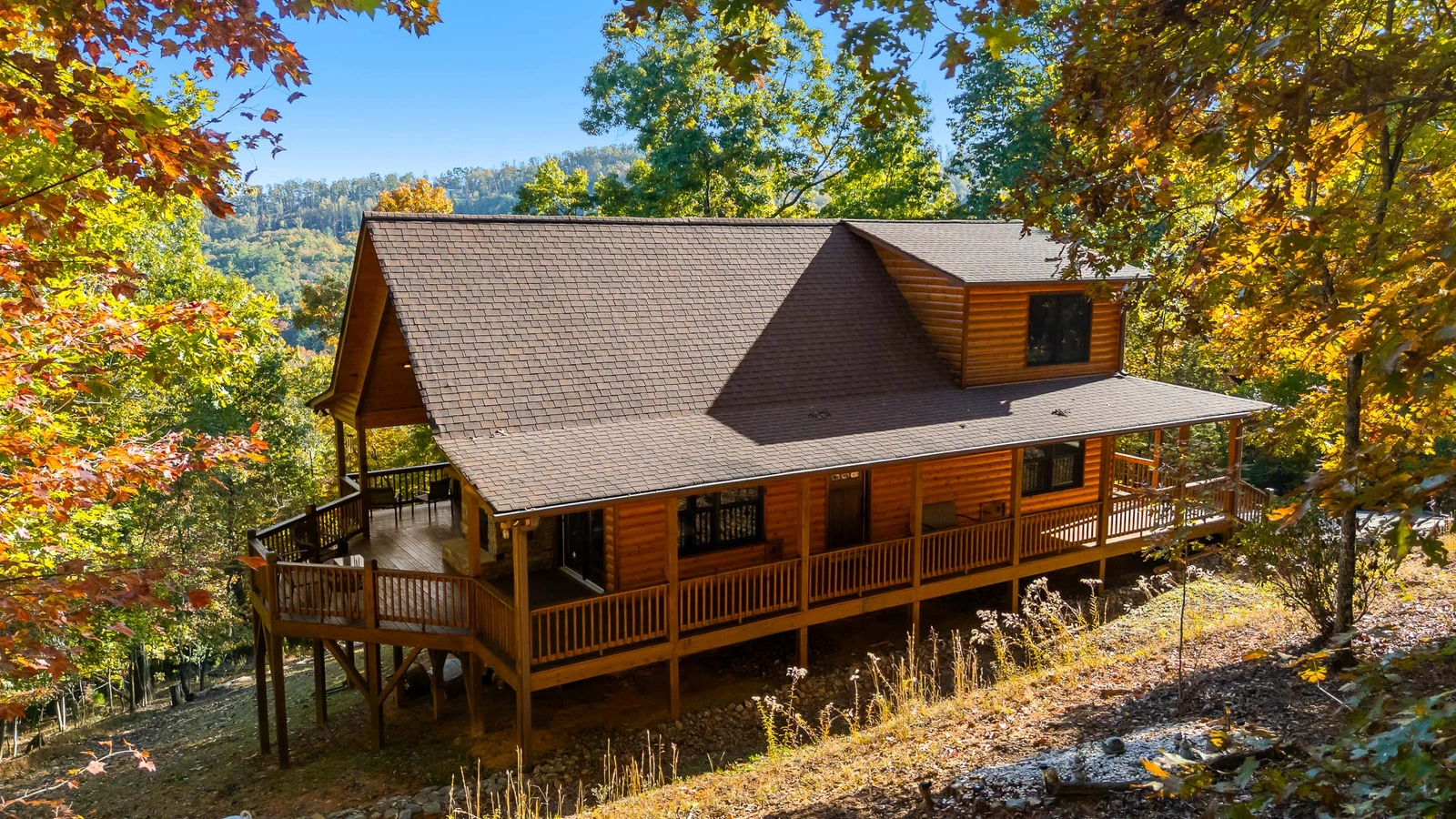 One Away Cabin-Wrap-around Porch