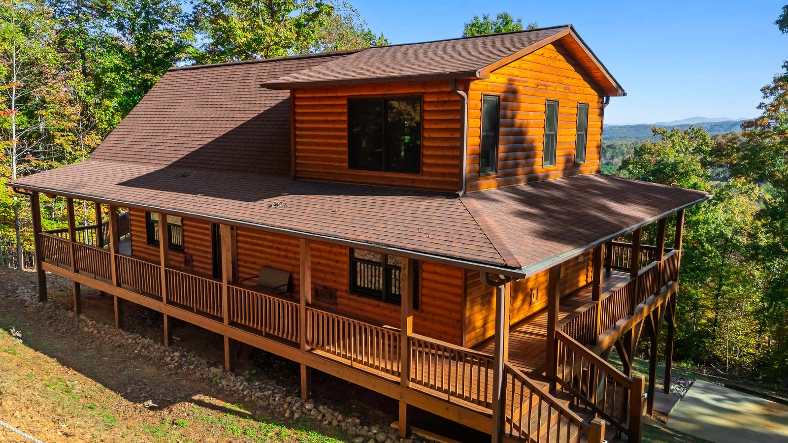 One Away Cabin-Wrap-around Porch