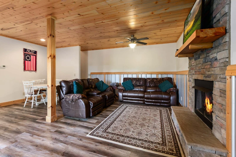 One Away Cabin-Wrap-around Porch