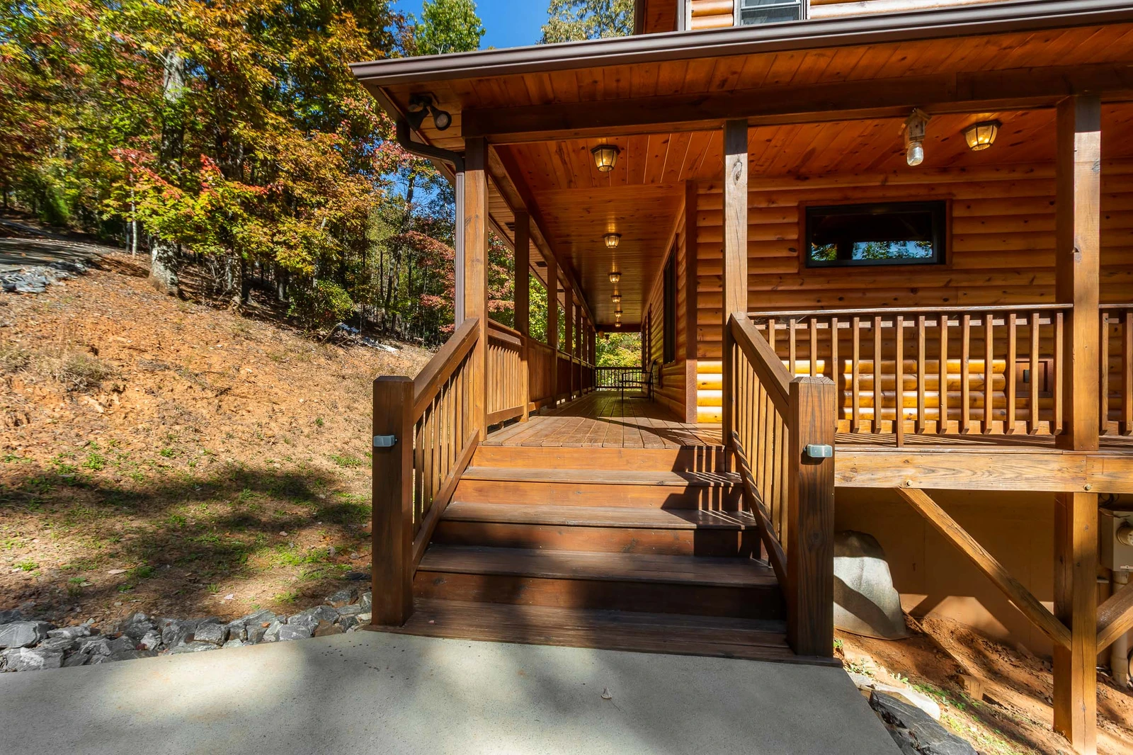 One Away Cabin-Wrap-around Porch