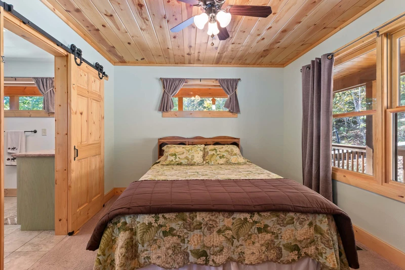 One Away Cabin-Wrap-around Porch