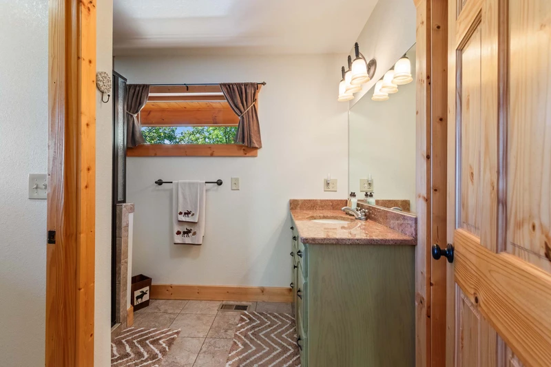 One Away Cabin-Wrap-around Porch