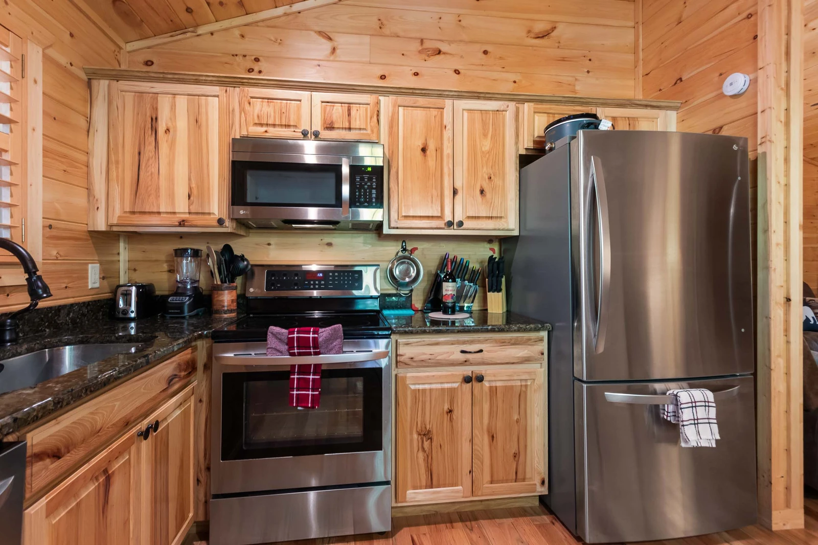 Little Bear Cabin