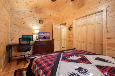 Little Bear Cabin