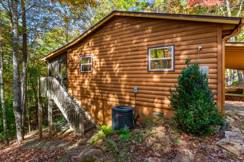 Little Bear Cabin