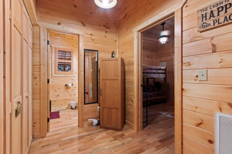 Little Bear Cabin