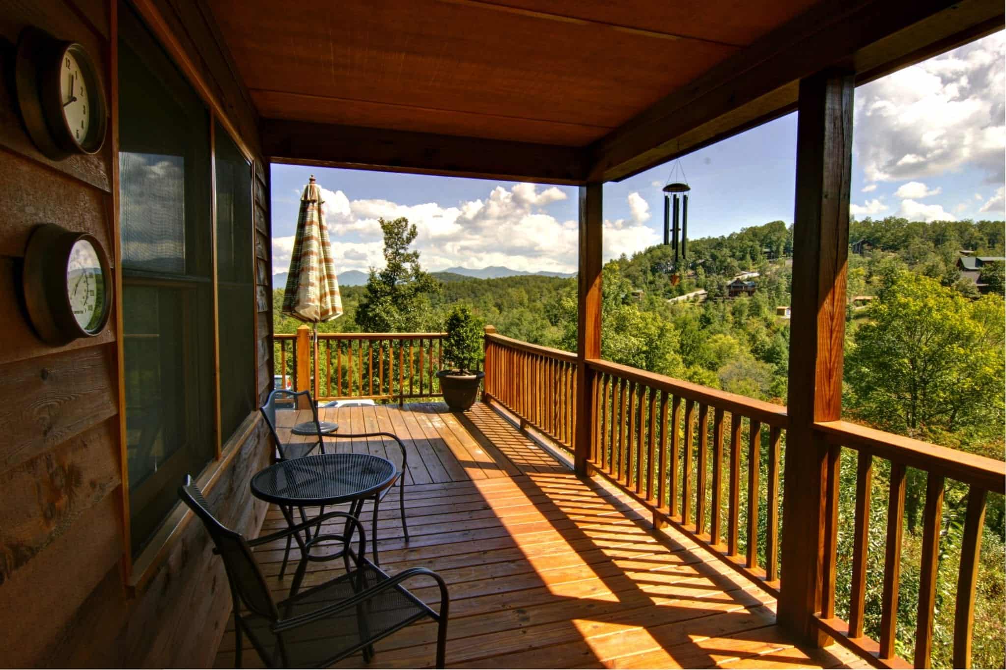 The deck of a Murphy NC cabin rental with tremendous mountain views.