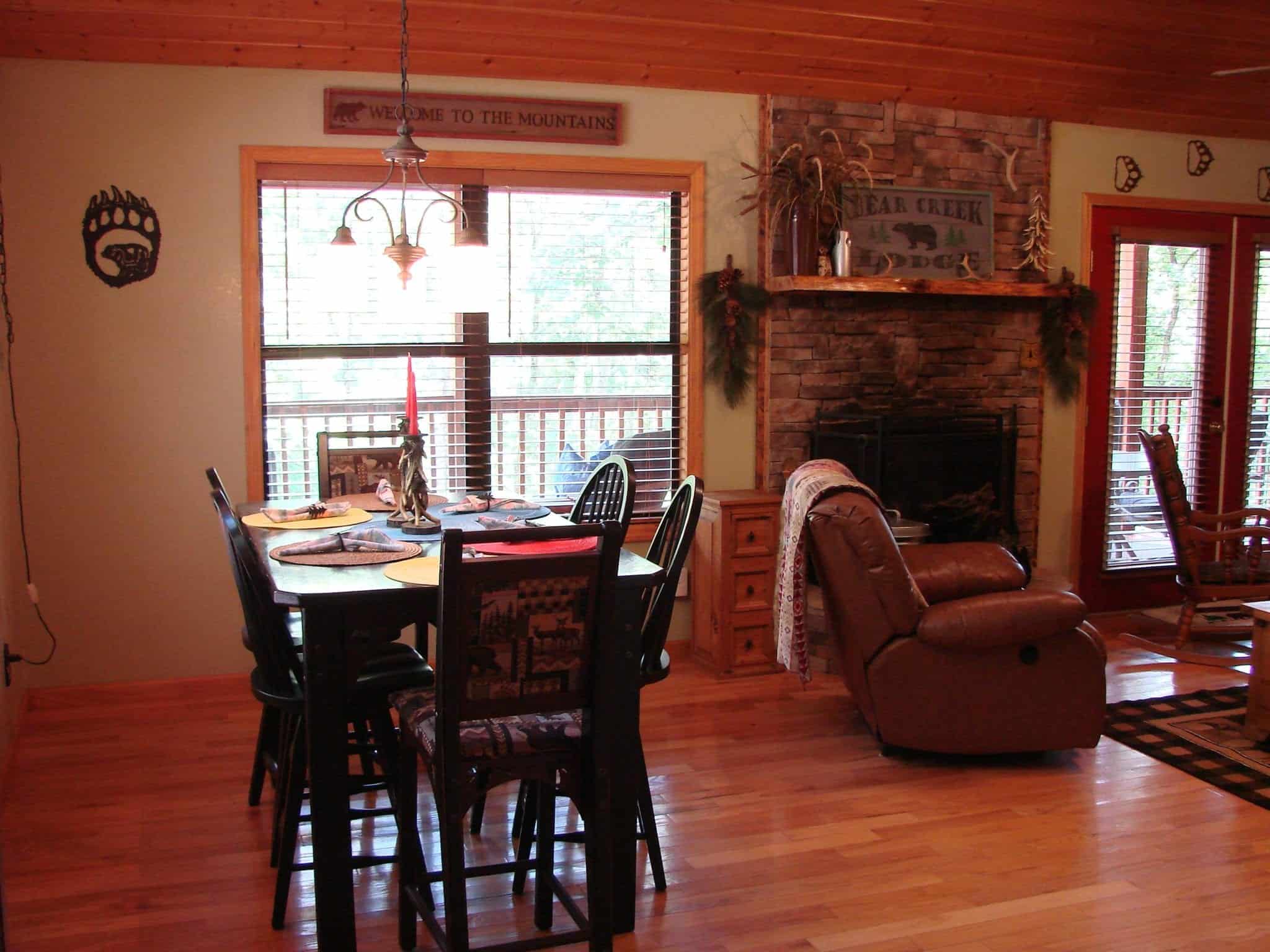 The excellent living room in a Murphy NC cabin.