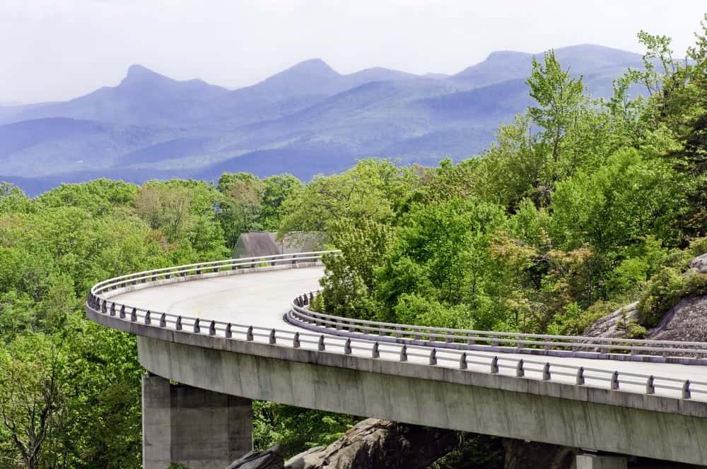 scenic drives in North Carolina near Murphy North Carolina cabins Blue Ridge Parkway