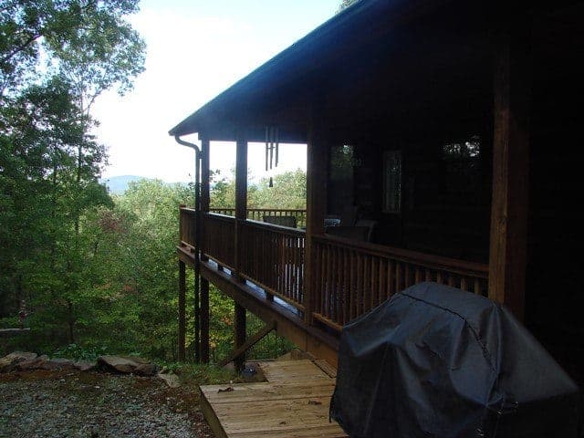 A peaceful cabin rental in Murphy North Carolina.
