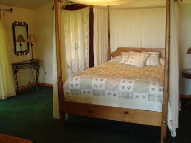 A beautiful bedroom in a Murphy NC rental.