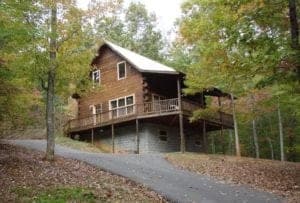 hillside hideaway cabin